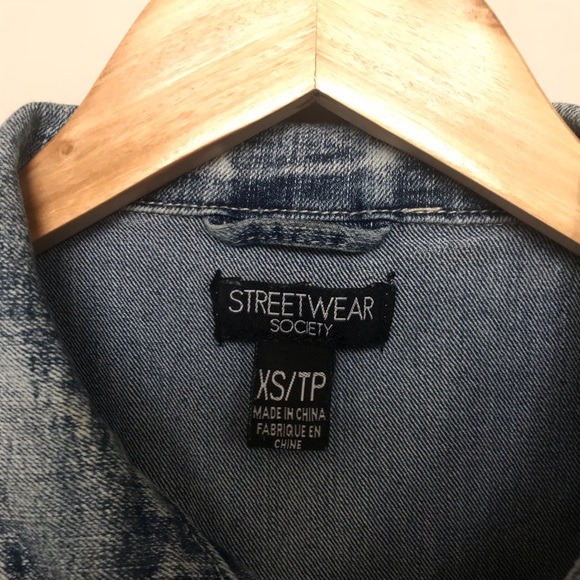 Jeans jacket - Picture 7 of 7